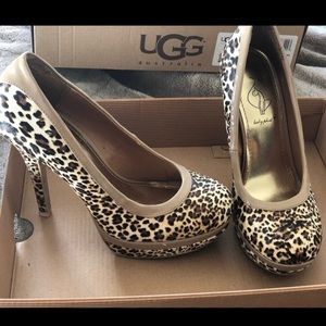 Cheetah Print tan & black pumps size 6.5